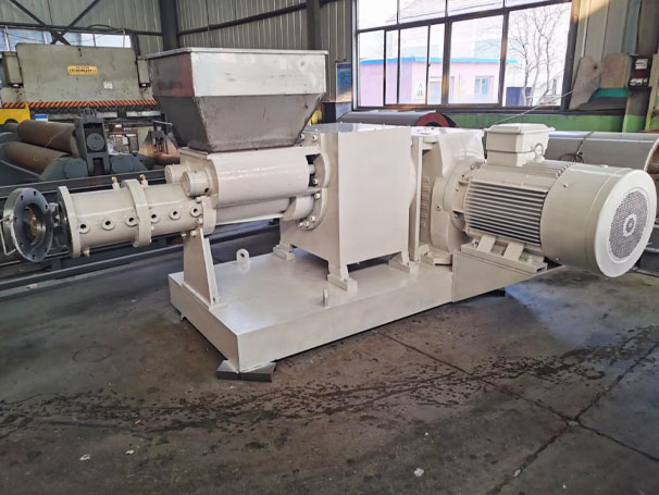 单螺杆挤条机生产使用过程中过热的解决措施